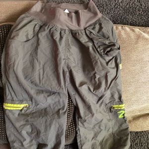 Capri Zumba cargo pants